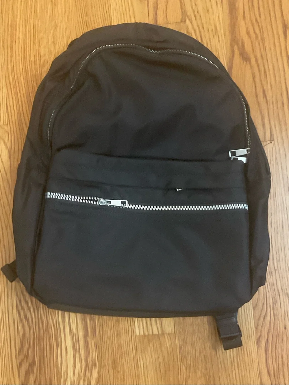 Quince Revive Unisex Black Nylon Daypack Backpack . Size OS